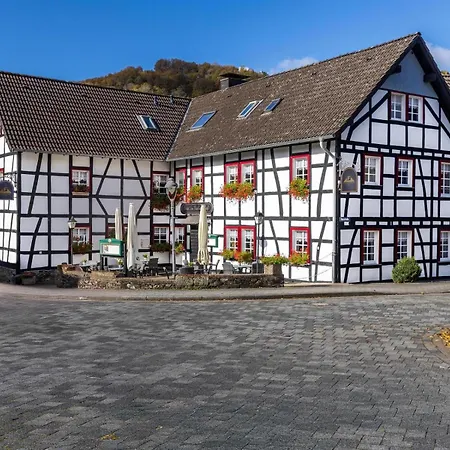 Garni Im Fachwerkhof Otel Simmerath