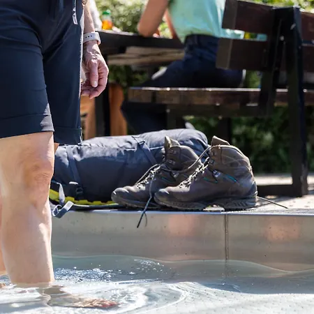 Garni Im Fachwerkhof ホテル ジンメラート