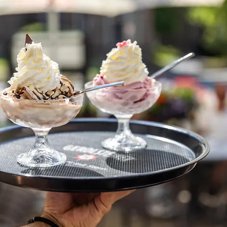 Garni Im Fachwerkhof 3* ジンメラート