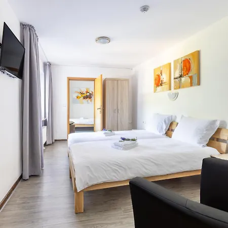 Garni Im Fachwerkhof ホテル 3*