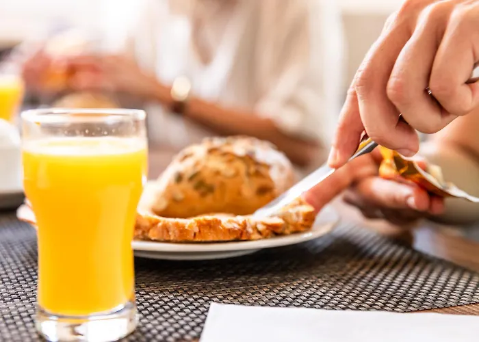 Garni Im Fachwerkhof מלון זימראת'